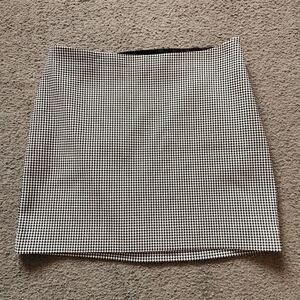 EXPRESS Skirt Women’s Size 8 Black White Houndstooth Lined Micro Mini Y2K Bratz